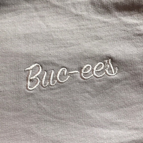 Buc-ees Medium Beaver Pullover Sweatshirt‎ Gray Long Sleeve Embroidered - Picture 6 of 8